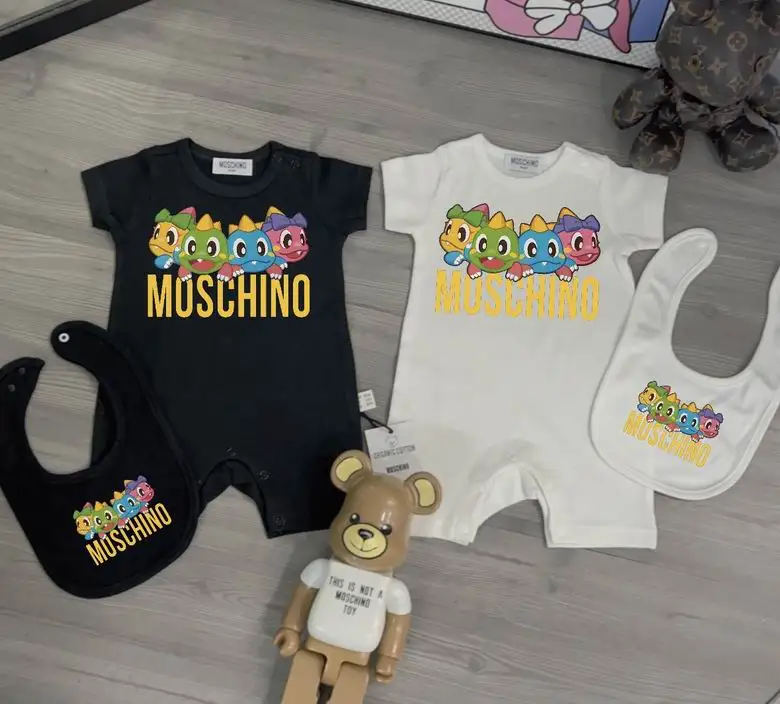 Moschino sz59 66 73 80 85 90 42